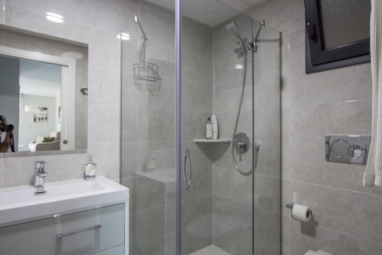 Infinity Luxury Sea View Apartment With Private Garden Arenales del Sol Exterior foto