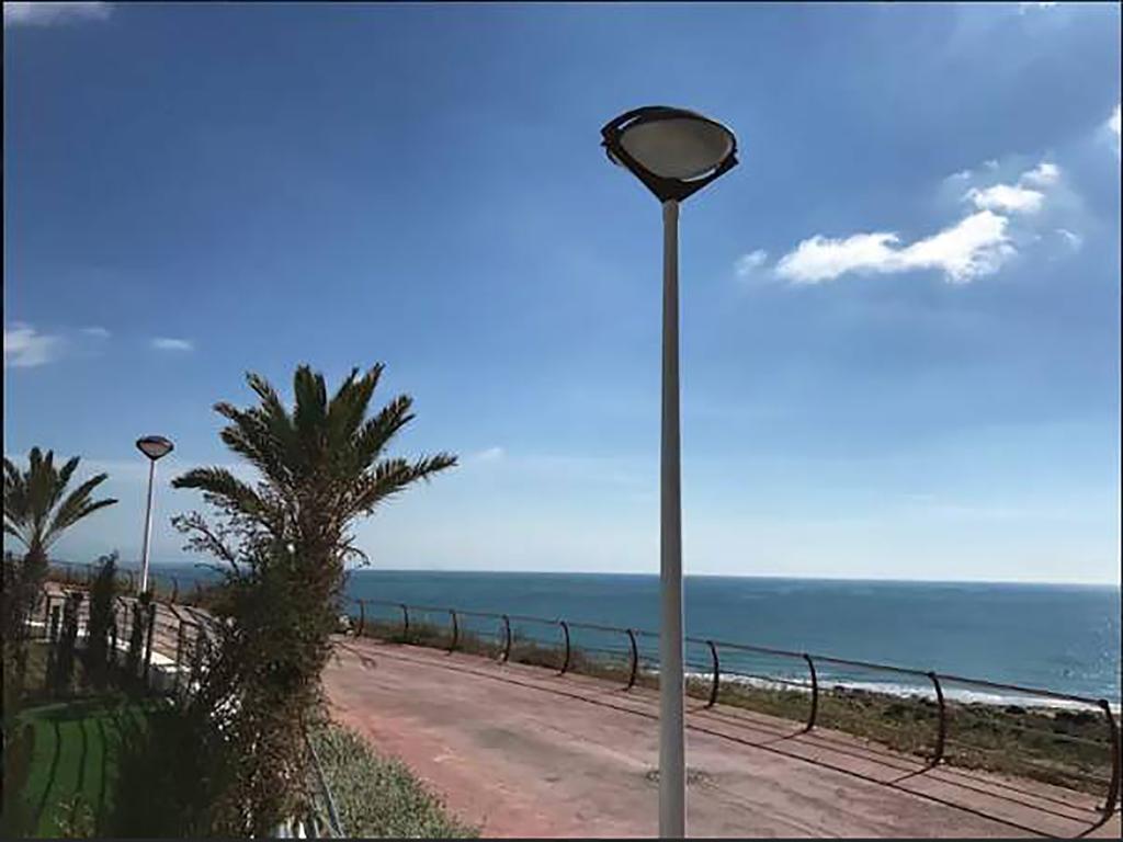 Infinity Luxury Sea View Apartment With Private Garden Arenales del Sol Exterior foto
